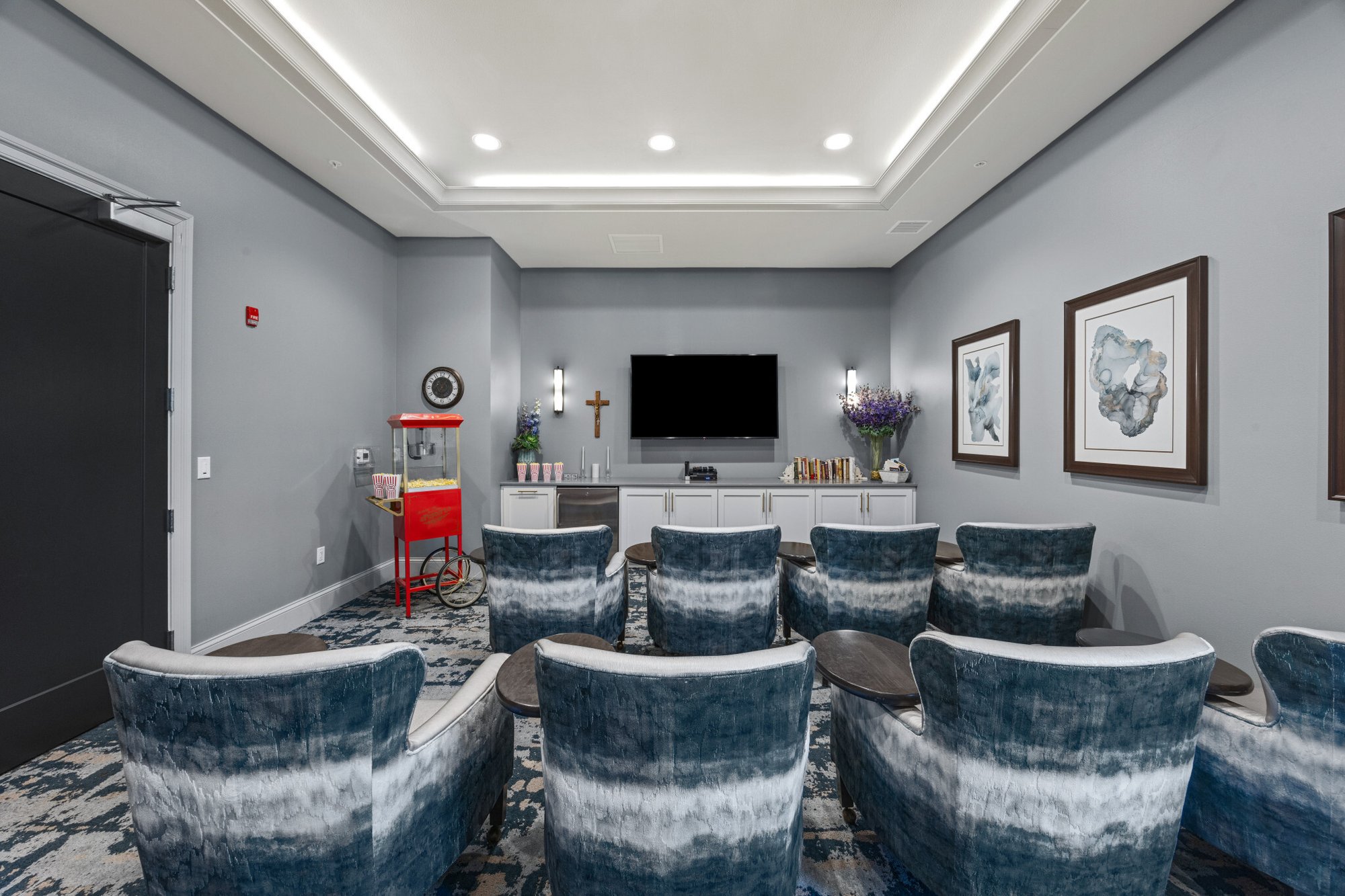 Commercial_16040_West_Greenfield_Avenue_055