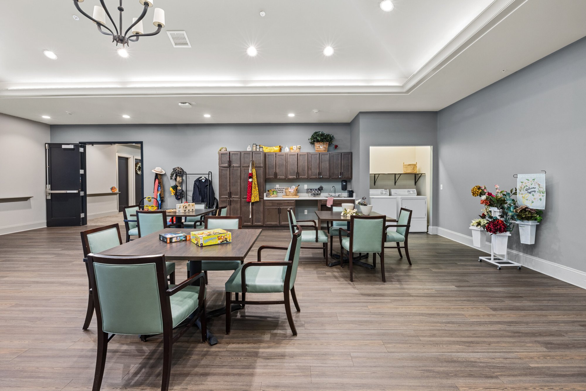 Commercial_16040_West_Greenfield_Avenue_075