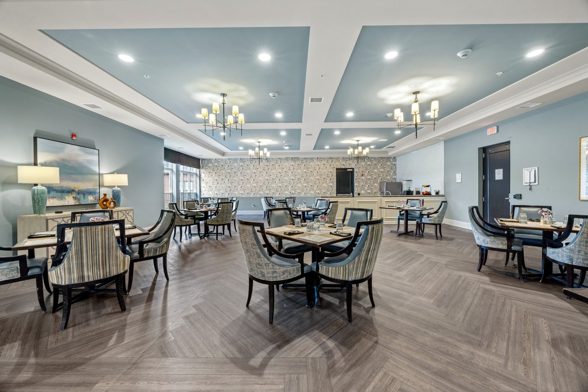 Commercial_16040_West_Greenfield_Avenue_087